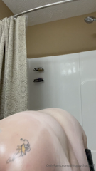 736354687_after-shower-drying-and-lotioning-my-big-sexy-body_0.mp4