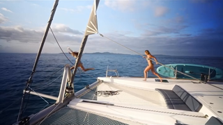 Our evening activities 🧜🏼‍♀️ #sailorgirls #lifeonboard #boatlife_icj77.mov