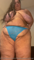 430344389_trying-on-a-bra-and-thong-from-80-100-lbs-ago_0.m4v