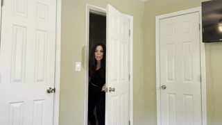 Jasmin Jai Studios - Babysitting Balloon Surprise.mp4