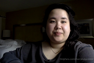 275971317_36-minute-video-of-me-in-the-hotel-eating-my-takeout-talkin_0.m4v