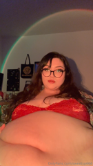 964728594_pov-your-feedee-outgrows-your-fav-shirt_1.mp4