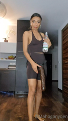 mahoganyqen-2022-12-21-2666067835.mp4