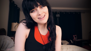 SUPPORTIVE GIRLFRIEND REMINDS YOU WITH SEX THAT LIFE IS GOOD.mp4