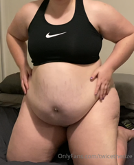 236644669_nikes-new-models-are-certainly-looking-fatter-you-have_4.m4v
