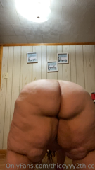 578852574_undress-with-me_4.m4v