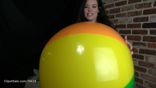 Jasmin Jai Studios - Dirty Beach Ball Farting.mp4