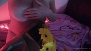 139491778_hi-i-love-flowers_0.m4v