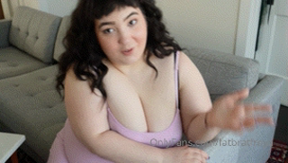 1028513674_how-i-injured-my-belly-other-embarrassing-fat-stories-we_2.mp4