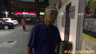 asd-2013-10-11-angeles-city-philippines-Crazy guy – October 11, 2013.mp4