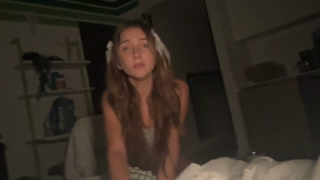231108_scottst_Little step-Sister Sleepover Sex Macy Meadows_1080p_comp.mp4