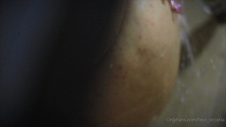 50501653_shower_0.m4v