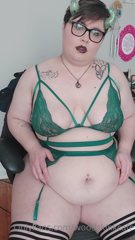 290426202_succubus-nonstop-burping-hiccups-and-belly-gurgling-3_0.m4v