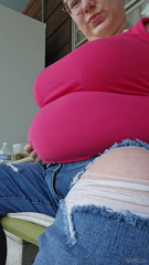 1261990256_mid-day-pics-and-clips-and-a-preview-of-what-my-feeder-has-b_8.mp4