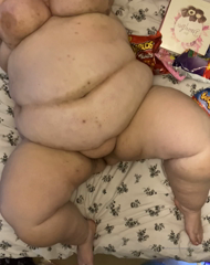 162020325_pov-you-bought-snacks-but-im-the-only-snack-you-get-to-eat_6.mp4