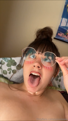 739053303_you-guys-like-my-face_0.mp4