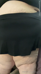 1267474687_getting-dressed-and-showing-off-whilst-listening-to-music-pu_0.mp4
