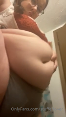 21887793_if-youre-a-fan-of-jiggly-bellies-thighs-and-booties-then_0.m4v