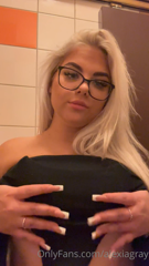 457500409_i-wanna-give-you-a-tit-wank_0.mp4