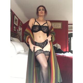 ladylangfordnylons-2018-10-01-14107549.jpg