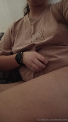 1321536829_after-huge-fast-food-lunch-i-got-a-chocolate-shake-and-for-d_0.mp4