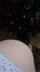 1427012343_there-s-already-a-christmas-vibe-at-my-house-when-it-comes_4.mp4