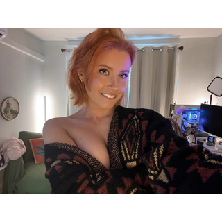 Facetune_03-06-2026-23-40-22.jpeg