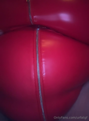 1334292915_the-kinda-burp-you-get-after-holding-all-your-gas-in-your-be_0.mp4
