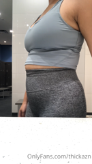 175234562_lol-these-leggings-are-way-too-tight-on-my-stuffed-belly_0.m4v