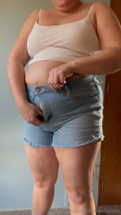 1625876384_last-summers-shorts-fitting-a-little-differently-now_0.mp4