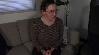 Seducing Your Friend's Mom.mp4