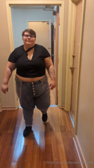 1462288247_waddling-back-after-a-huge-hot-pot-meal-i-can-t-believe-how_0.mp4