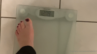 101586468_so-a-lot-of-you-asked-for-my-current-weight-and-i-thought-it_0.m4v